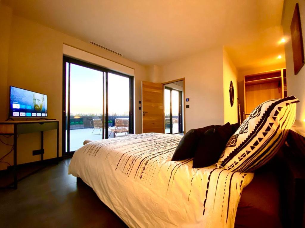 Saint Remy De Provence Roof Top Avec Jacuzzi Exterior photo